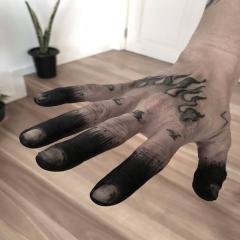 Tatuaże na palcach dłoni