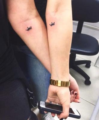 Małe tatuaże dla niej i niego