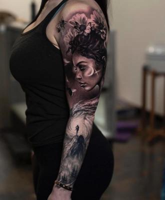 Tatuaż rękaw kobieta