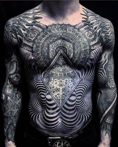 Męski tatuaż duży 