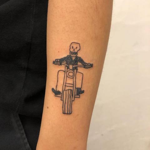 Motocyklista tatuaż