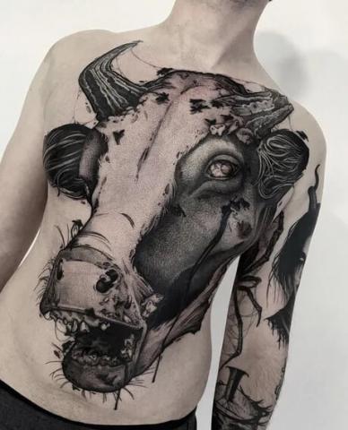 Tatuaż krowa